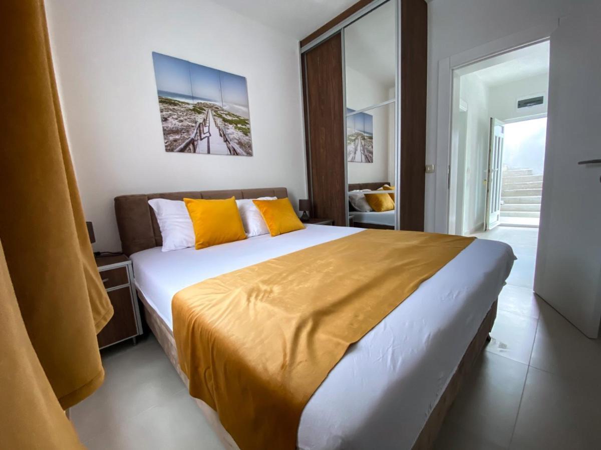 As Apartmani Budva Ngoại thất bức ảnh