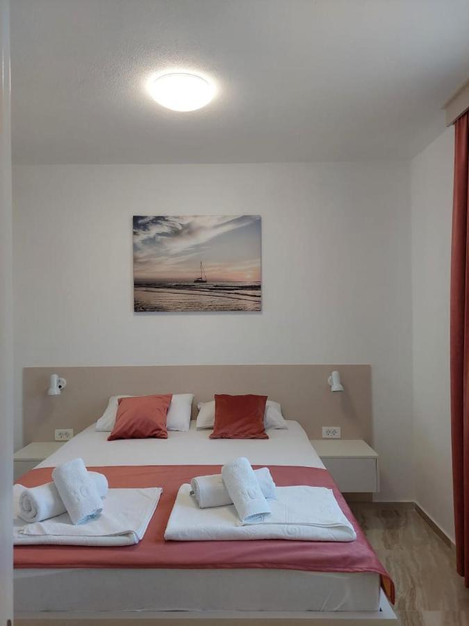 As Apartmani Budva Ngoại thất bức ảnh