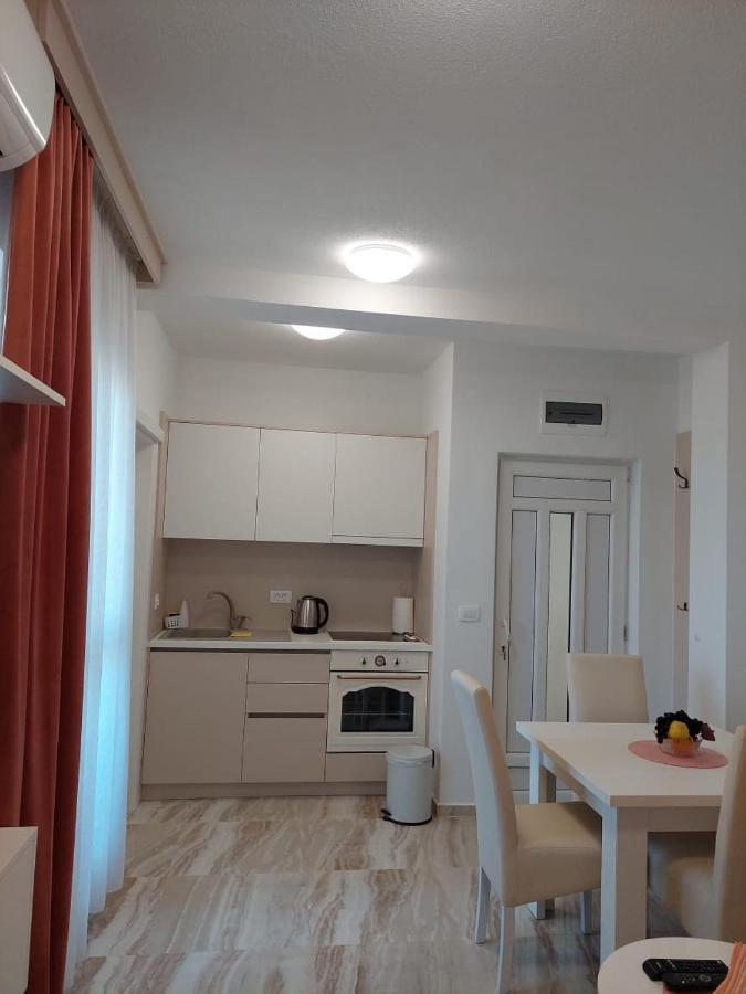 As Apartmani Budva Ngoại thất bức ảnh