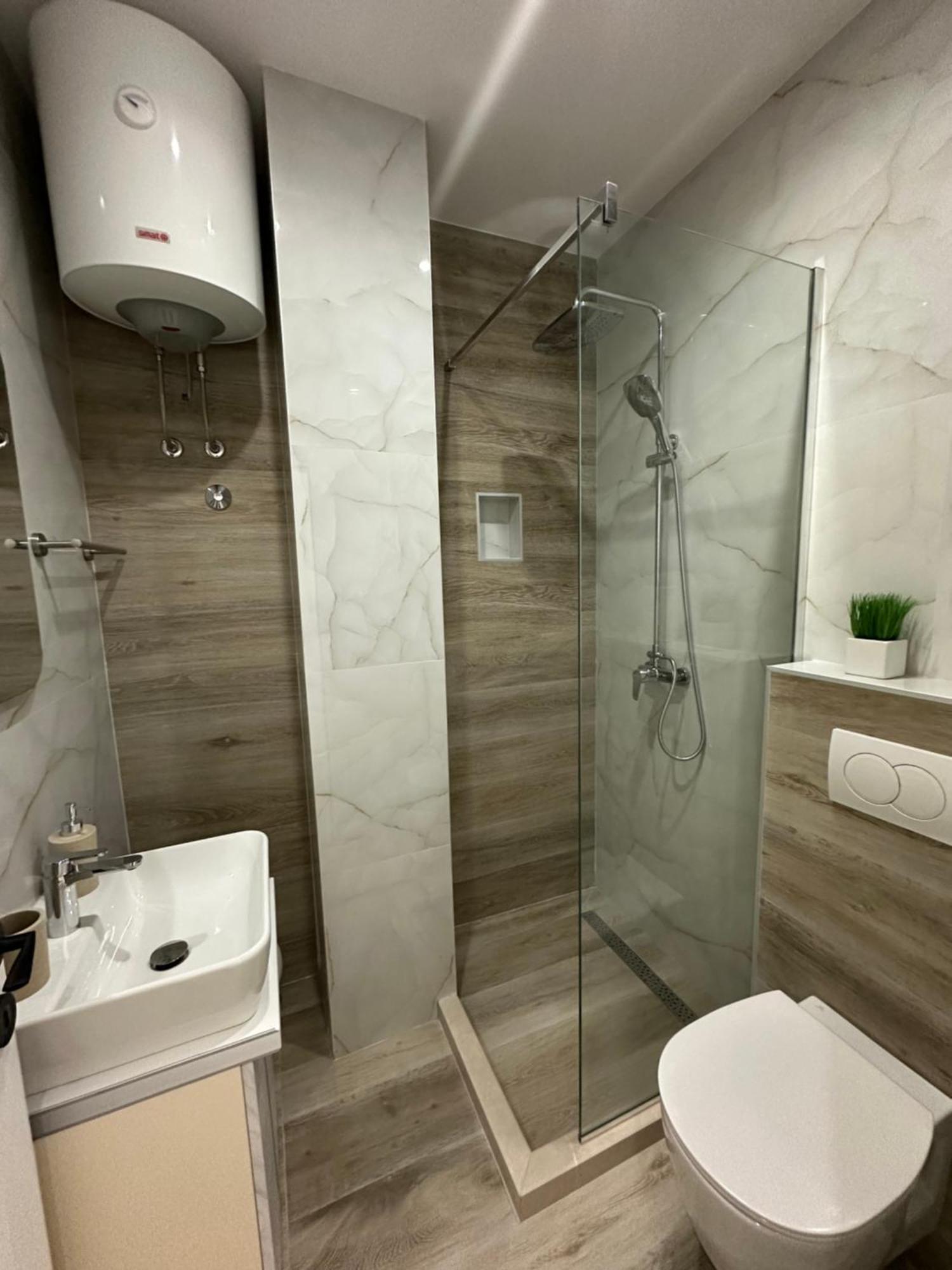 As Apartmani Budva Ngoại thất bức ảnh