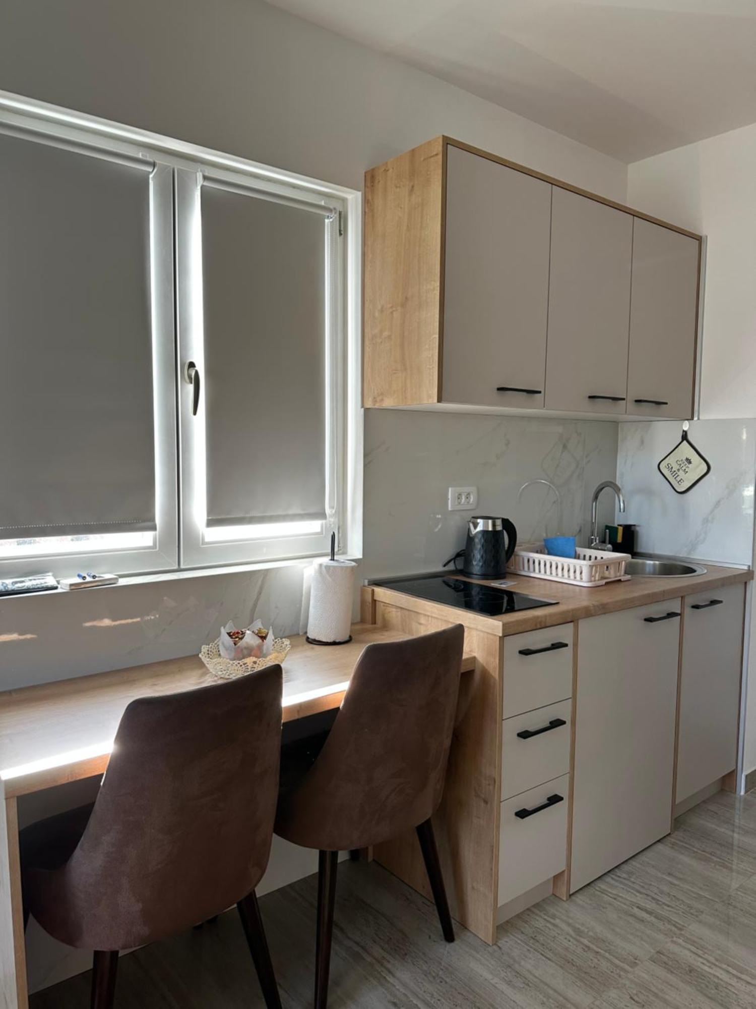 As Apartmani Budva Ngoại thất bức ảnh