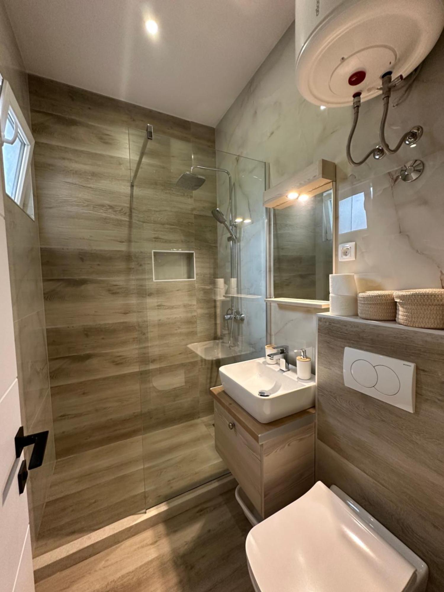 As Apartmani Budva Ngoại thất bức ảnh