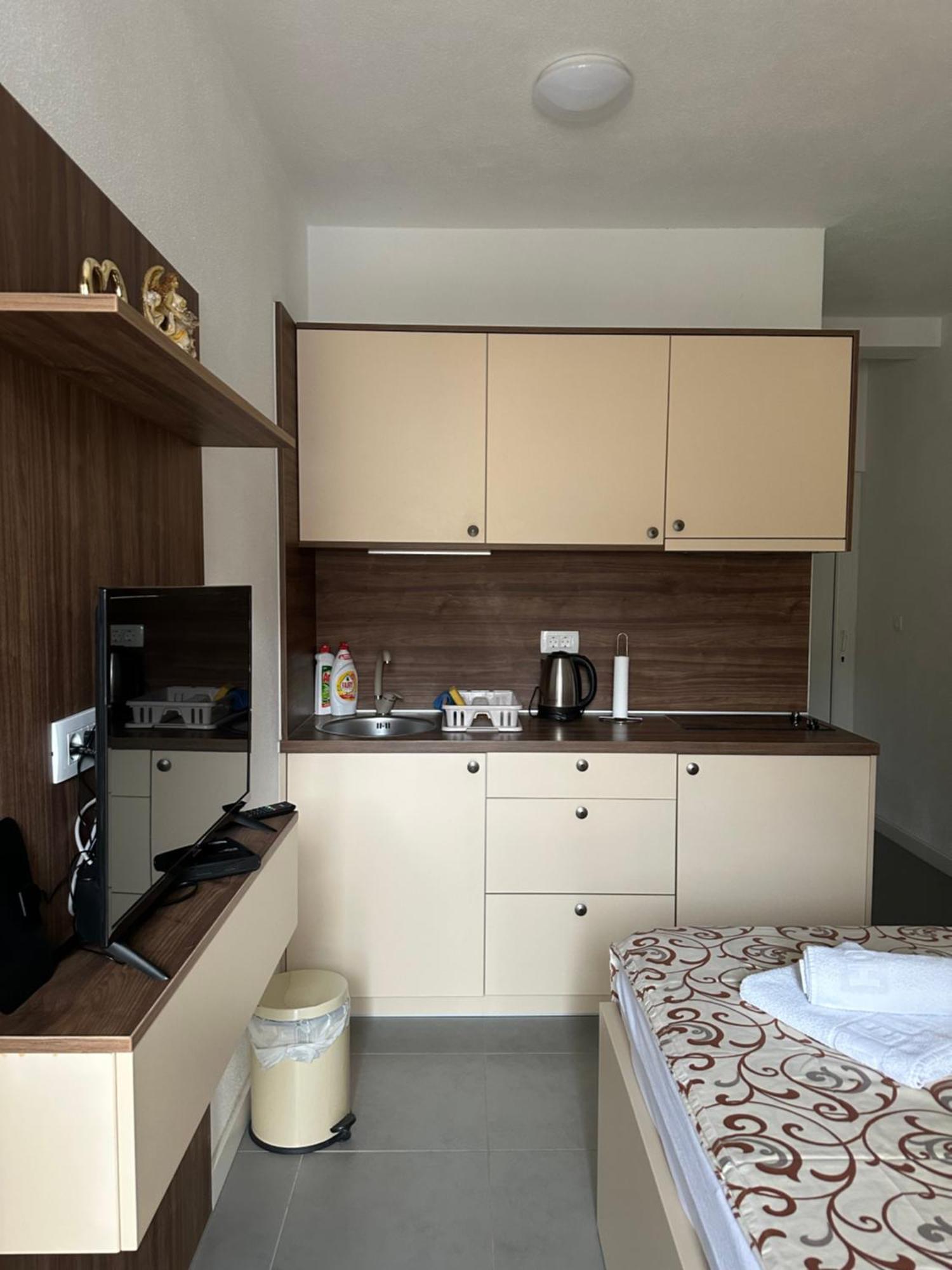 As Apartmani Budva Ngoại thất bức ảnh