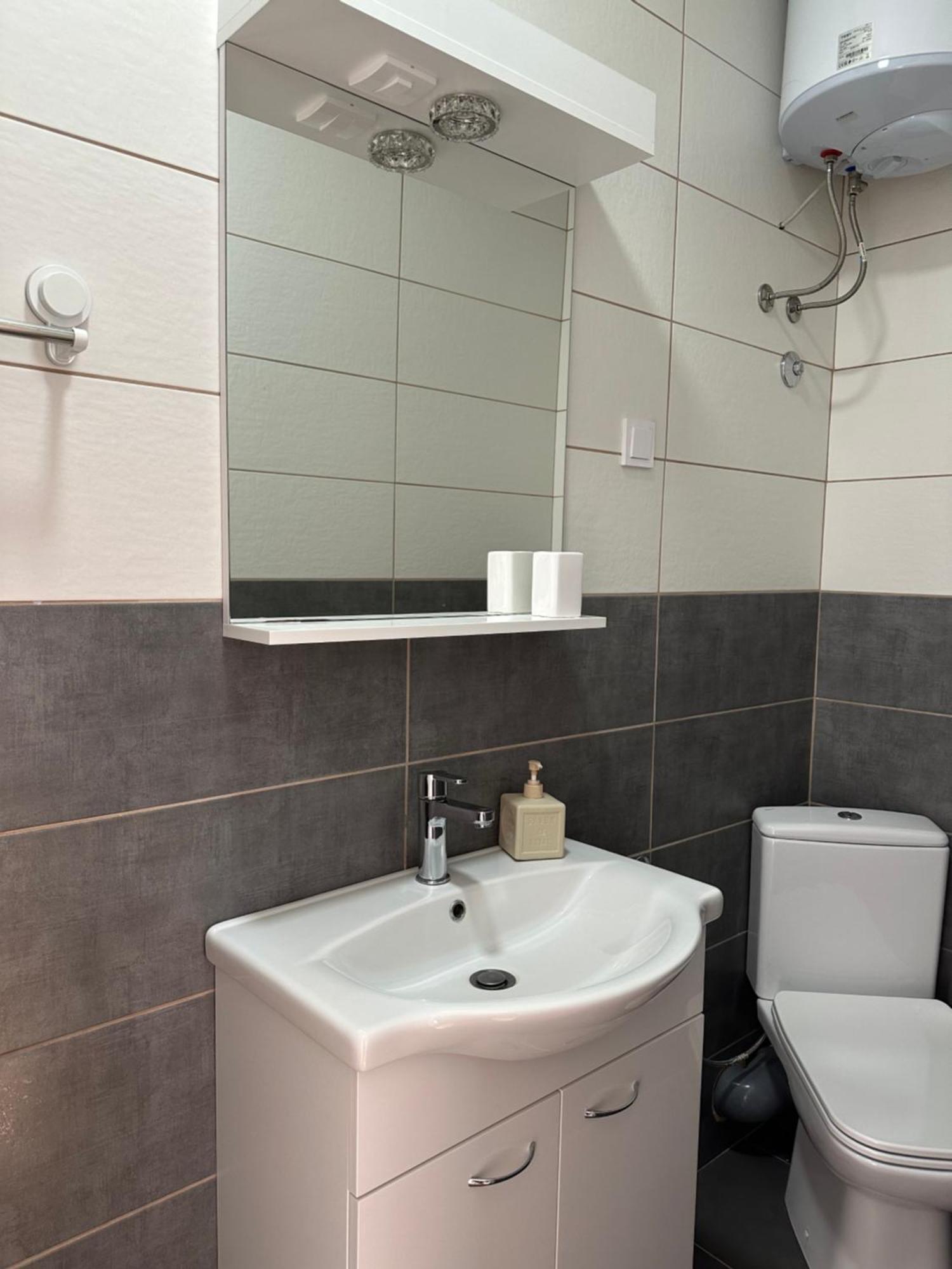 As Apartmani Budva Ngoại thất bức ảnh