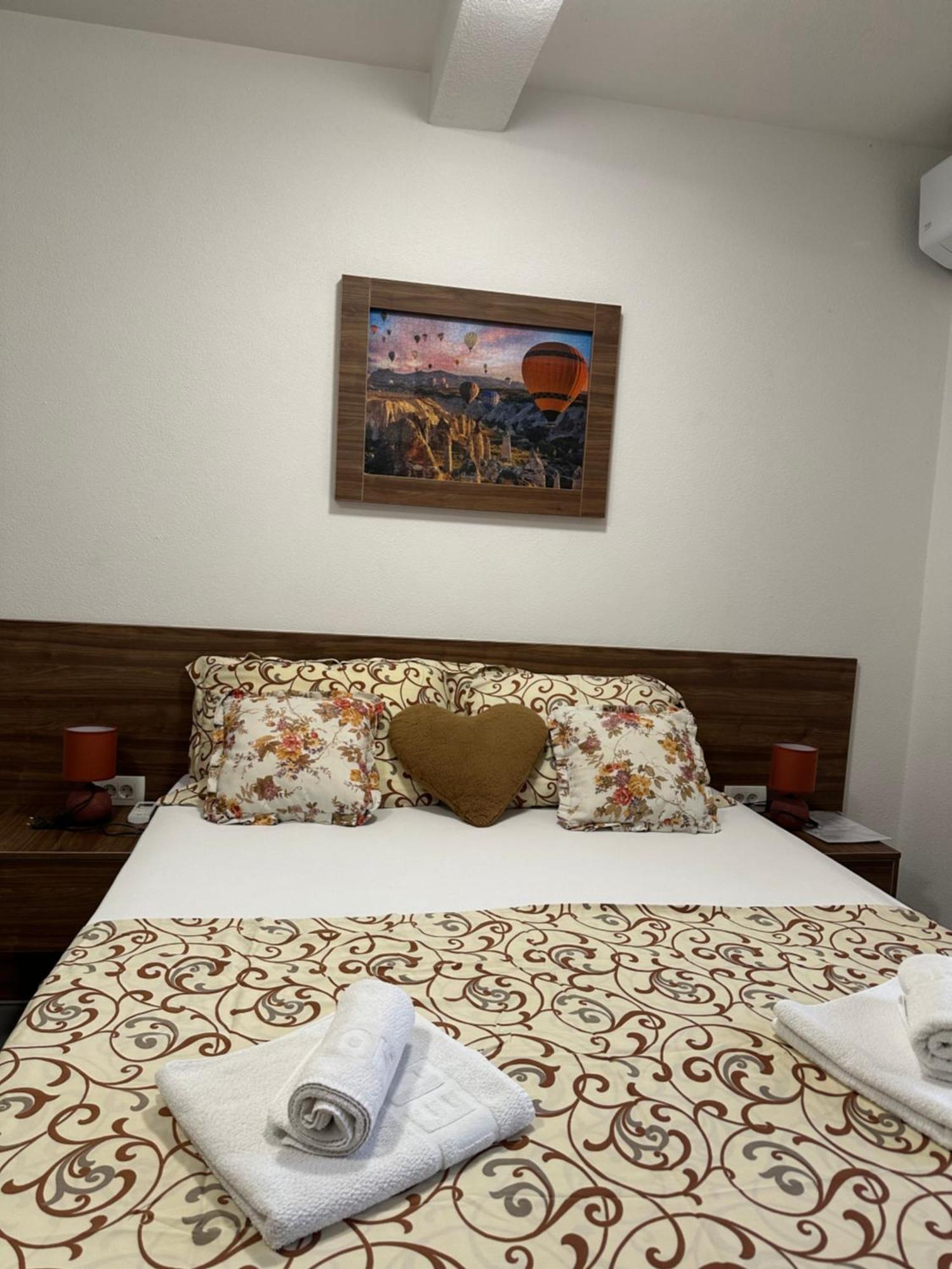 As Apartmani Budva Ngoại thất bức ảnh