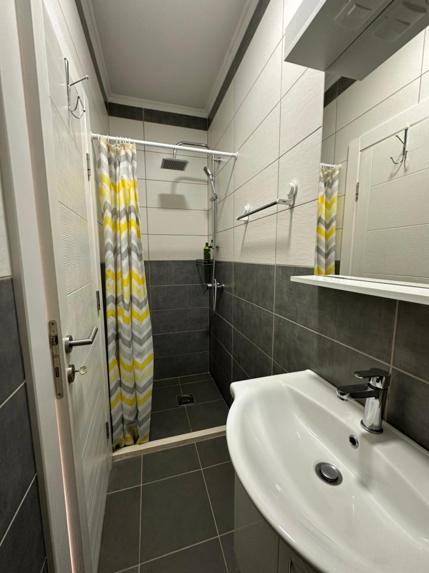 As Apartmani Budva Ngoại thất bức ảnh